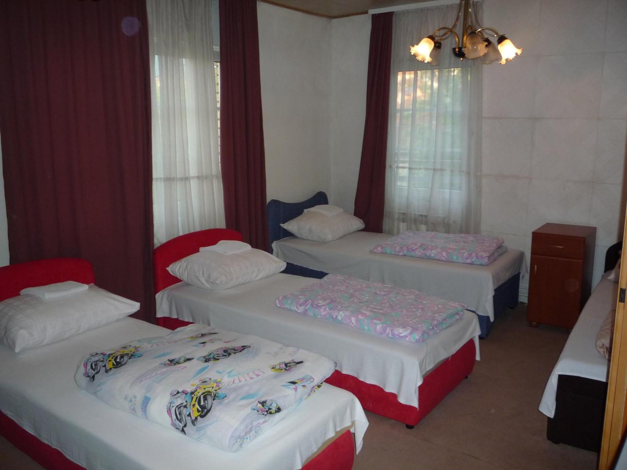 Hostel Gonzo SJJ Extérieur photo