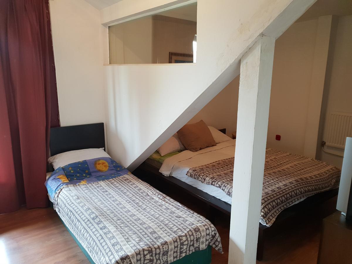 Hostel Gonzo SJJ Extérieur photo